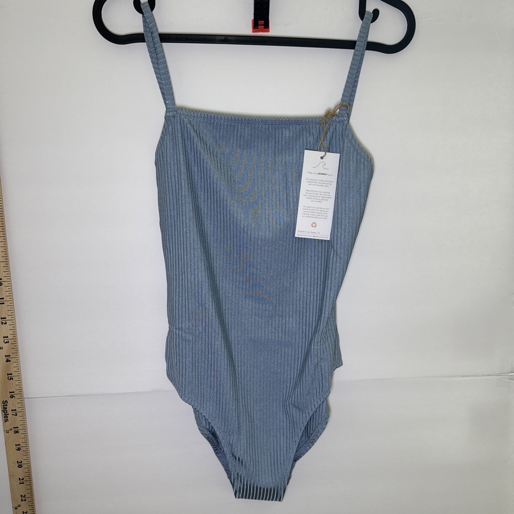 NWT Desert Dreamer Blue Ribbed Solid One Piece Swimsuit Woman's Size Small